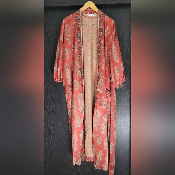 Zara Other - Zara Coral and Cream Kimono Robe